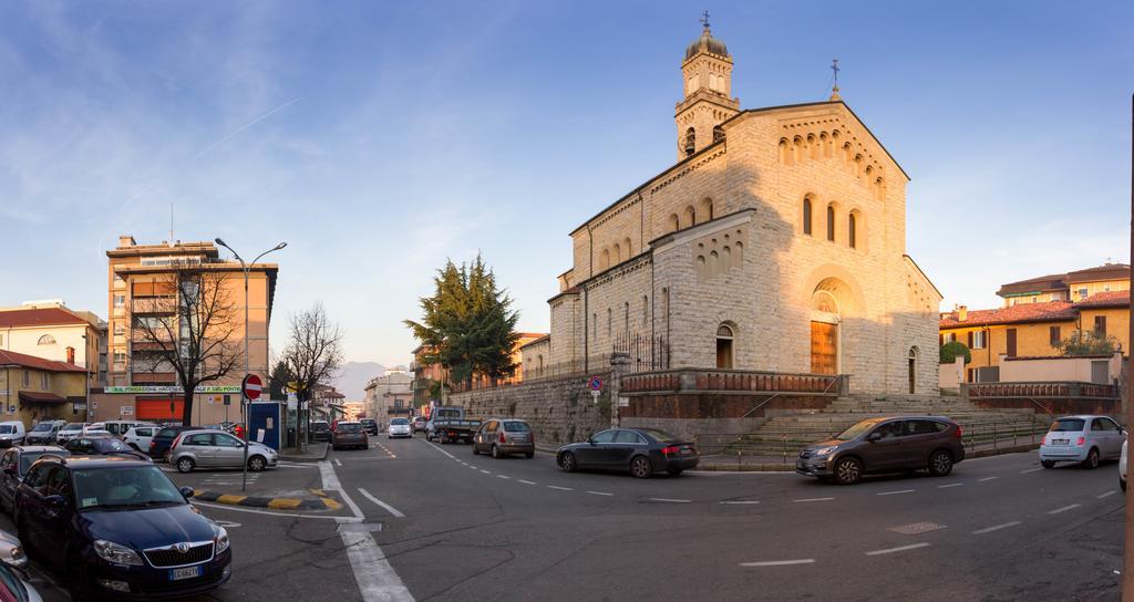 Belsorrisovarese Elegance City Residence Private Parking -With Reservation- מראה חיצוני תמונה